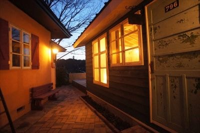 茨城・大子町　ゲストハウス「咲くカフェ」カフェも併設で、ランチやディナーも可。「Room 796」リノベーション。