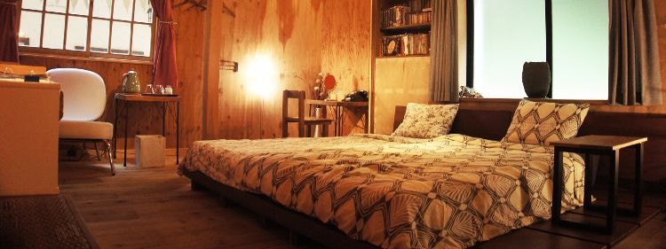 咲くカフェ Brown room 茨城・大子 ゲストハウス